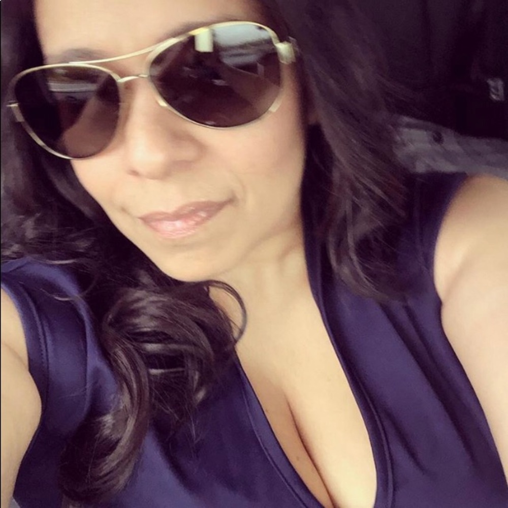 Meet your Posher, Lisa